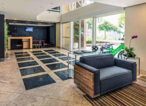 Flat Ibirapuera Jardins SP com garagem inclusa!